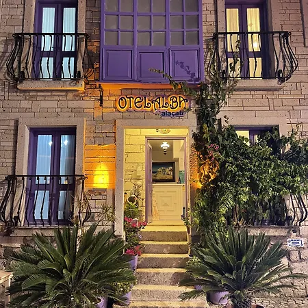 Alba Alacati *