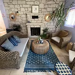Alba Alaçatı Otel *