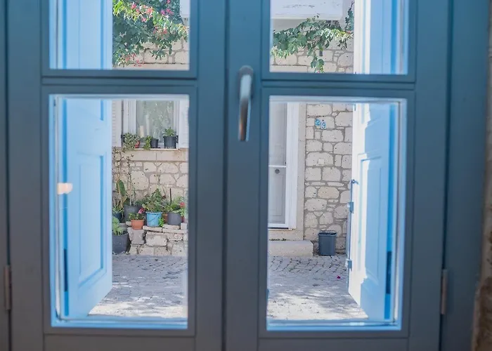 Alba Alaçatı Hotel *